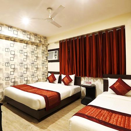 Hotel Sky Wood At Airport Nowe Delhi Zewnętrze zdjęcie