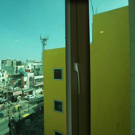Hotel Sky Wood At Airport Nowe Delhi Zewnętrze zdjęcie