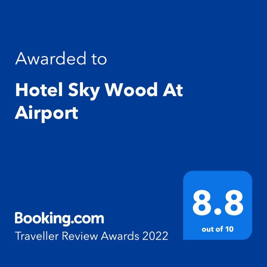 Hotel Sky Wood At Airport Nowe Delhi Zewnętrze zdjęcie